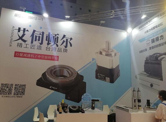 强得力伺服电动缸亮相深圳国际智能装备产业博览会